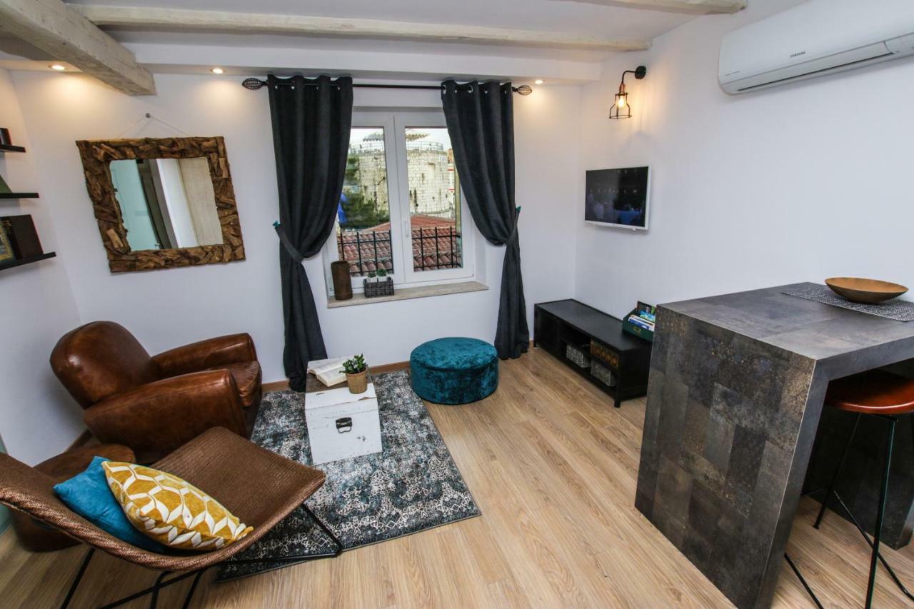 Apartman Kika Porec Bagian luar foto